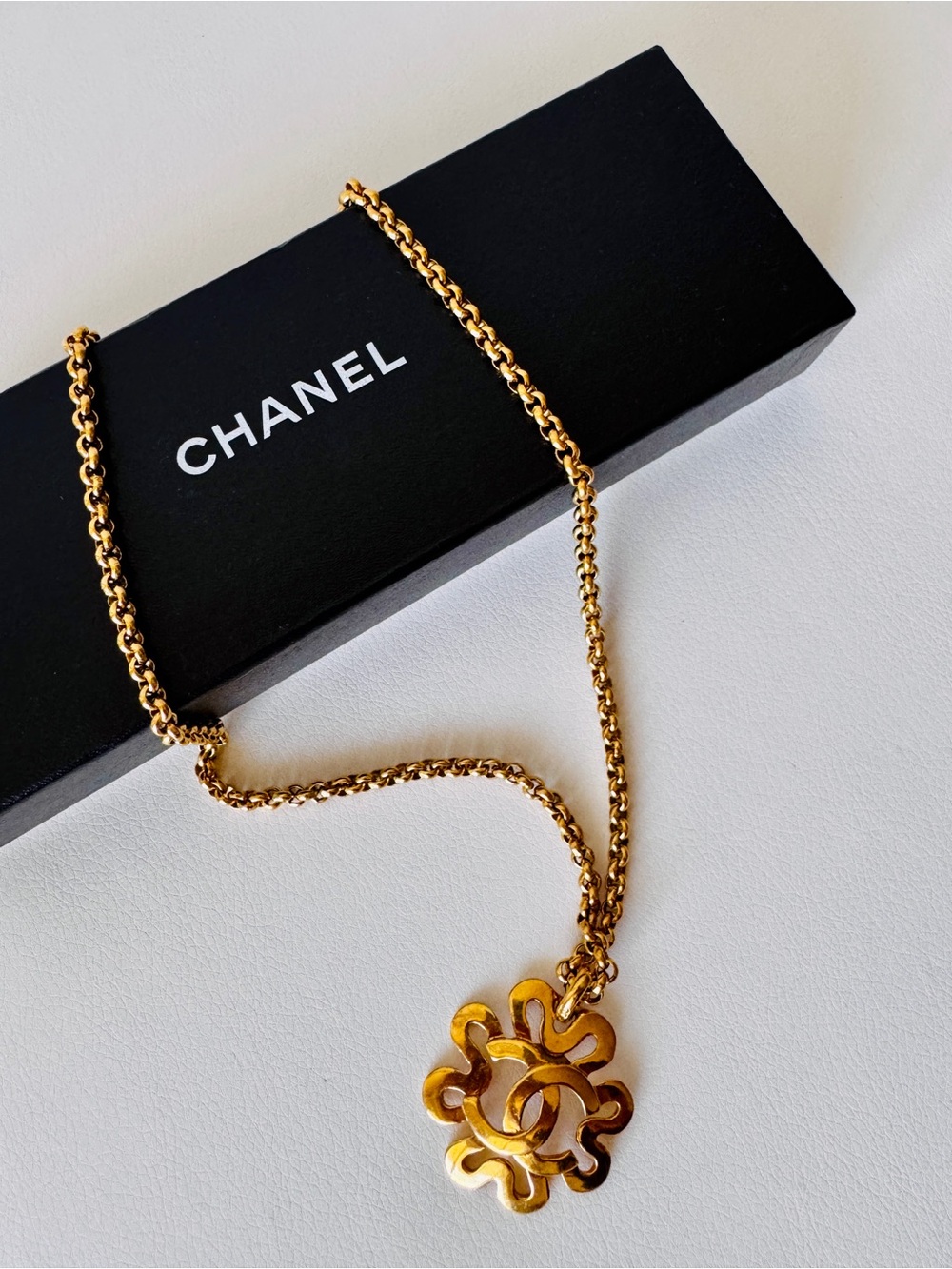 Chanel RARE 24K Gold Plated Necklace with Box in Excellent Condition